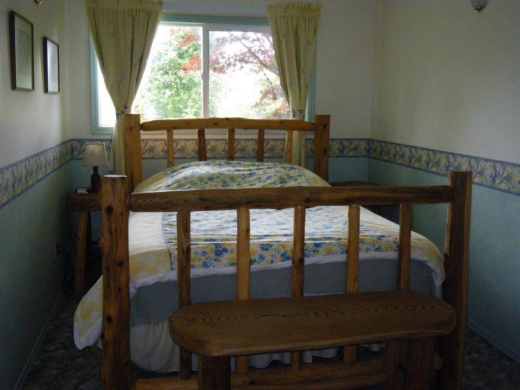 Kvarno Guest House Ucluelet Room photo